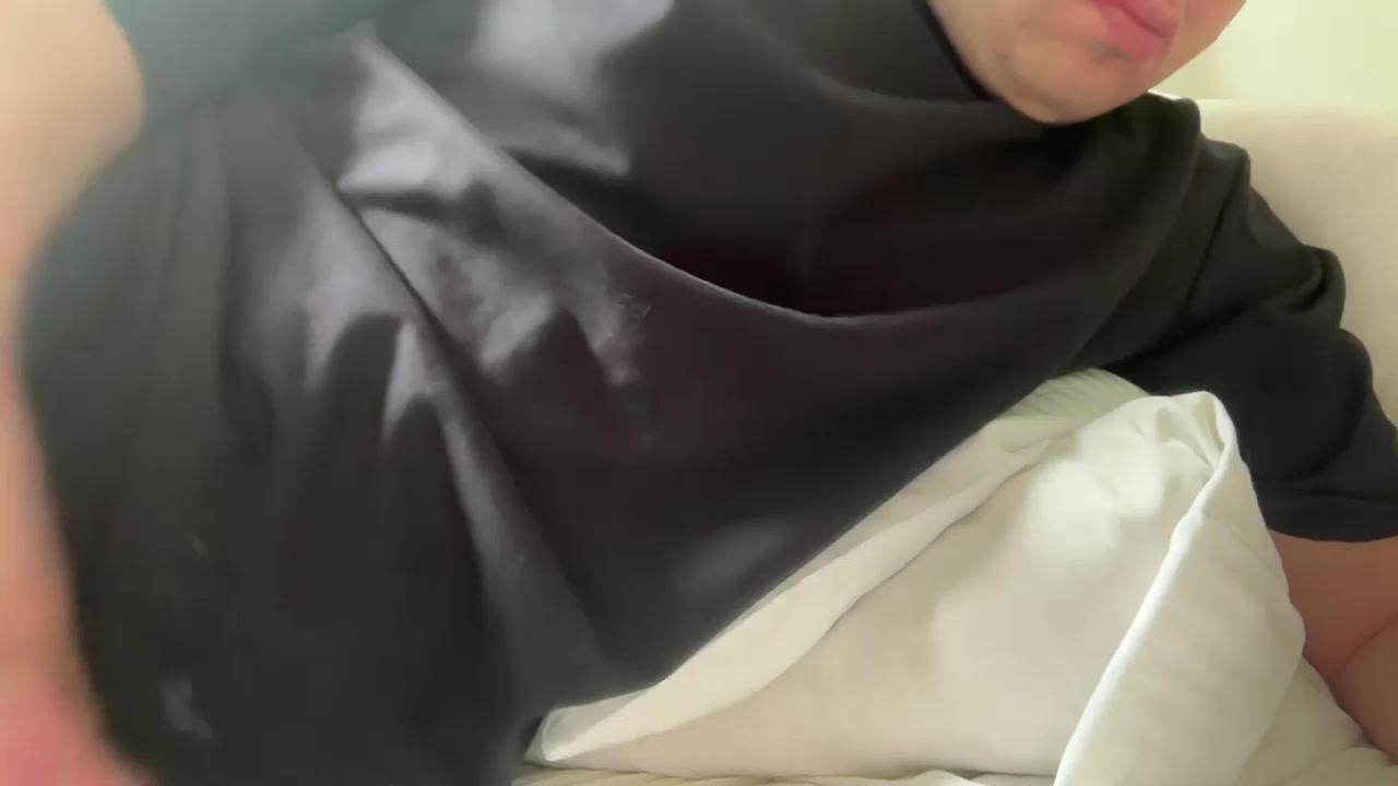boredhornyboy19 Live Cam Screenshot – 2025-08-04 15:58:21