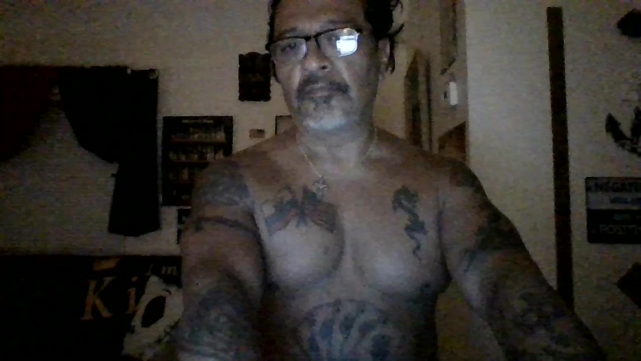 buttbyter1 Live Cam Screenshot – 2025-08-06 06:42:58