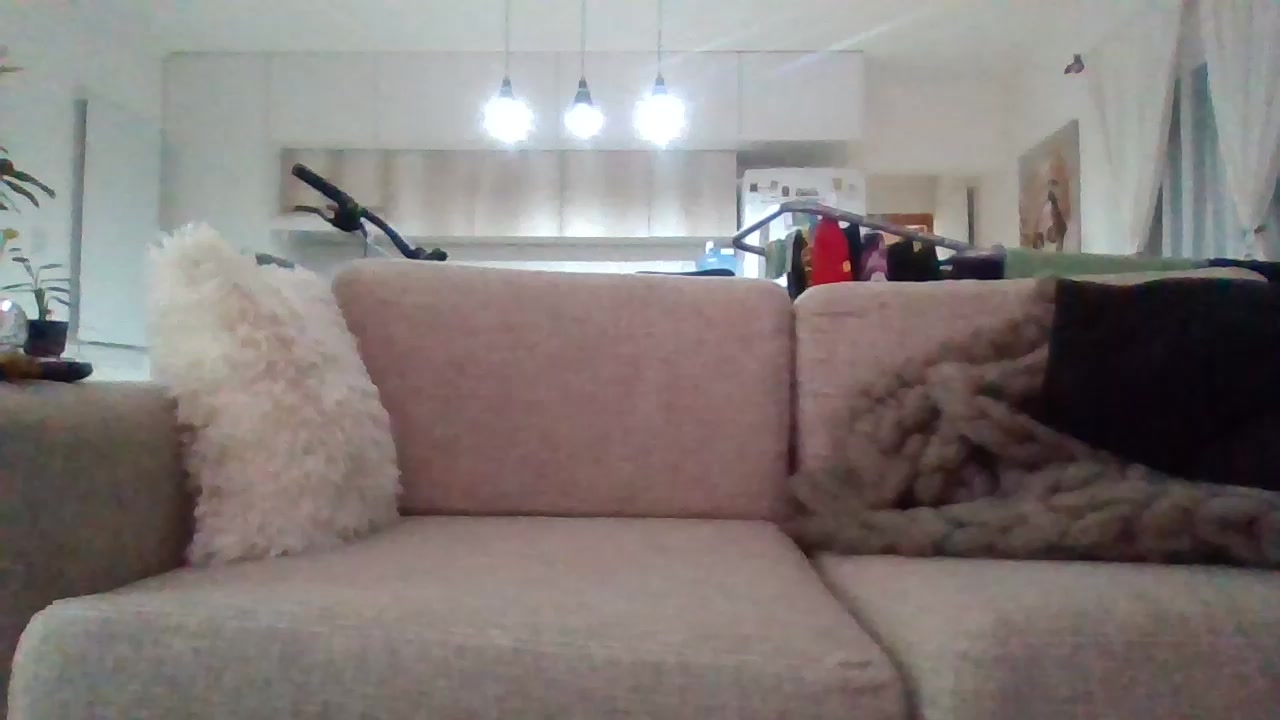 calenchu40 Live Cam Screenshot – 2025-08-19 23:58:40