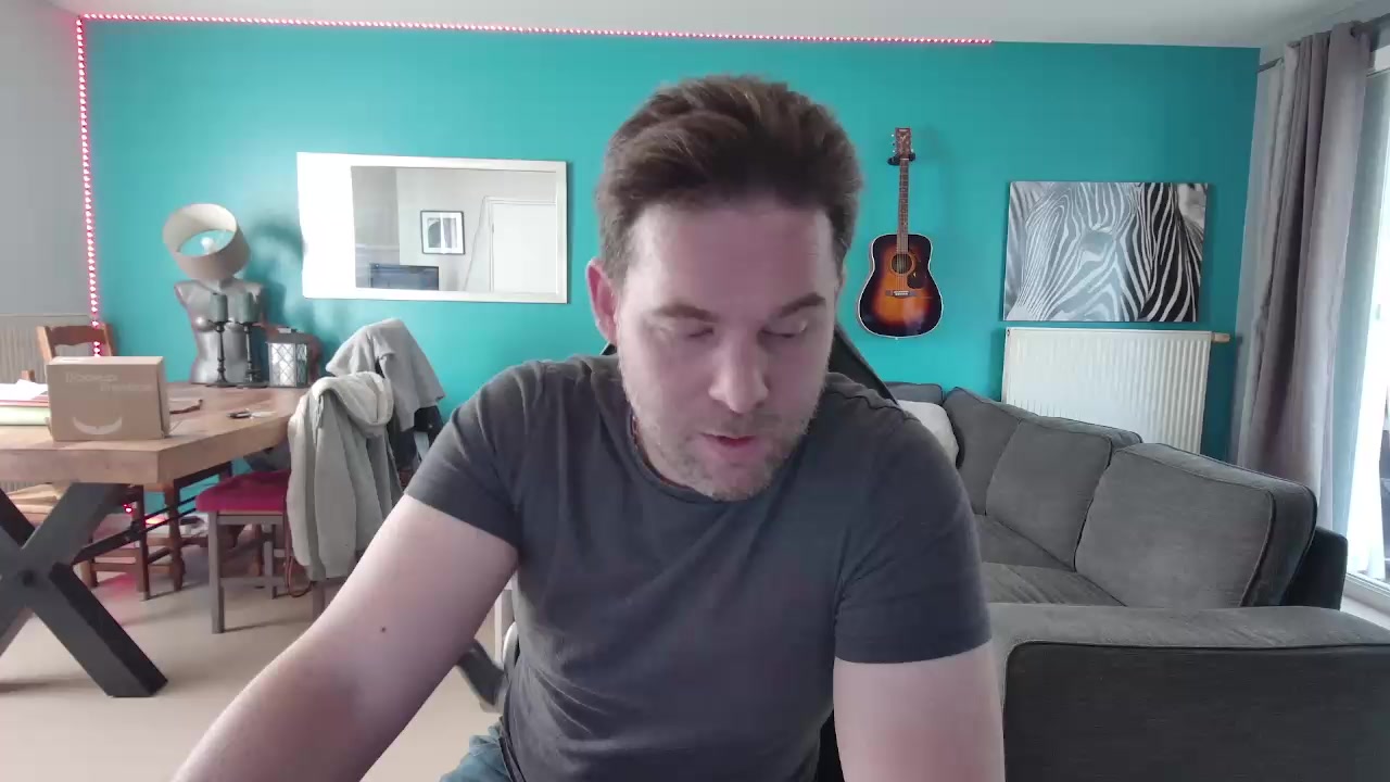 cam4coachfrance Live Cam Screenshot – 2025-08-04 17:38:01