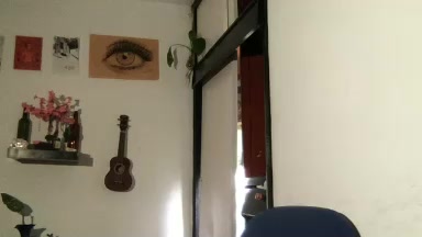 camille_delrey Live Cam Screenshot – 2025-08-04 01:31:30