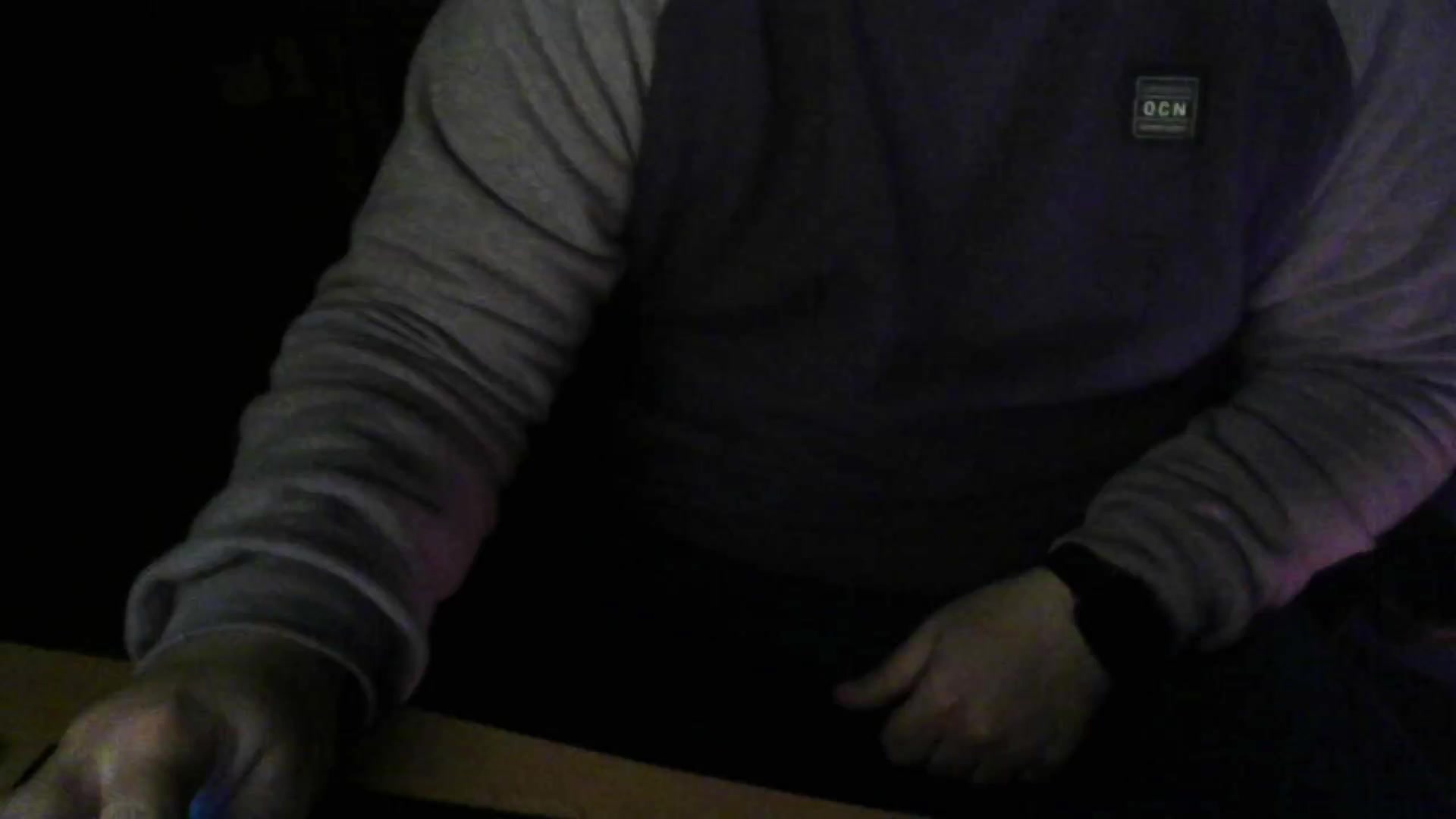 carlosalmada Live Cam Screenshot – 2025-08-25 01:40:21