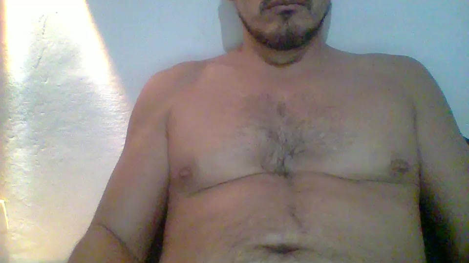 carlosgym Live Cam Screenshot – 2025-08-26 02:10:32