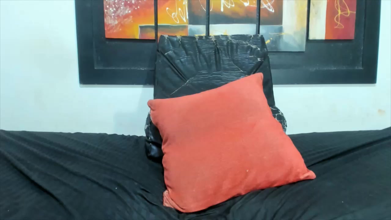 cataleyabigdick Live Cam Screenshot – 2025-08-14 04:48:52