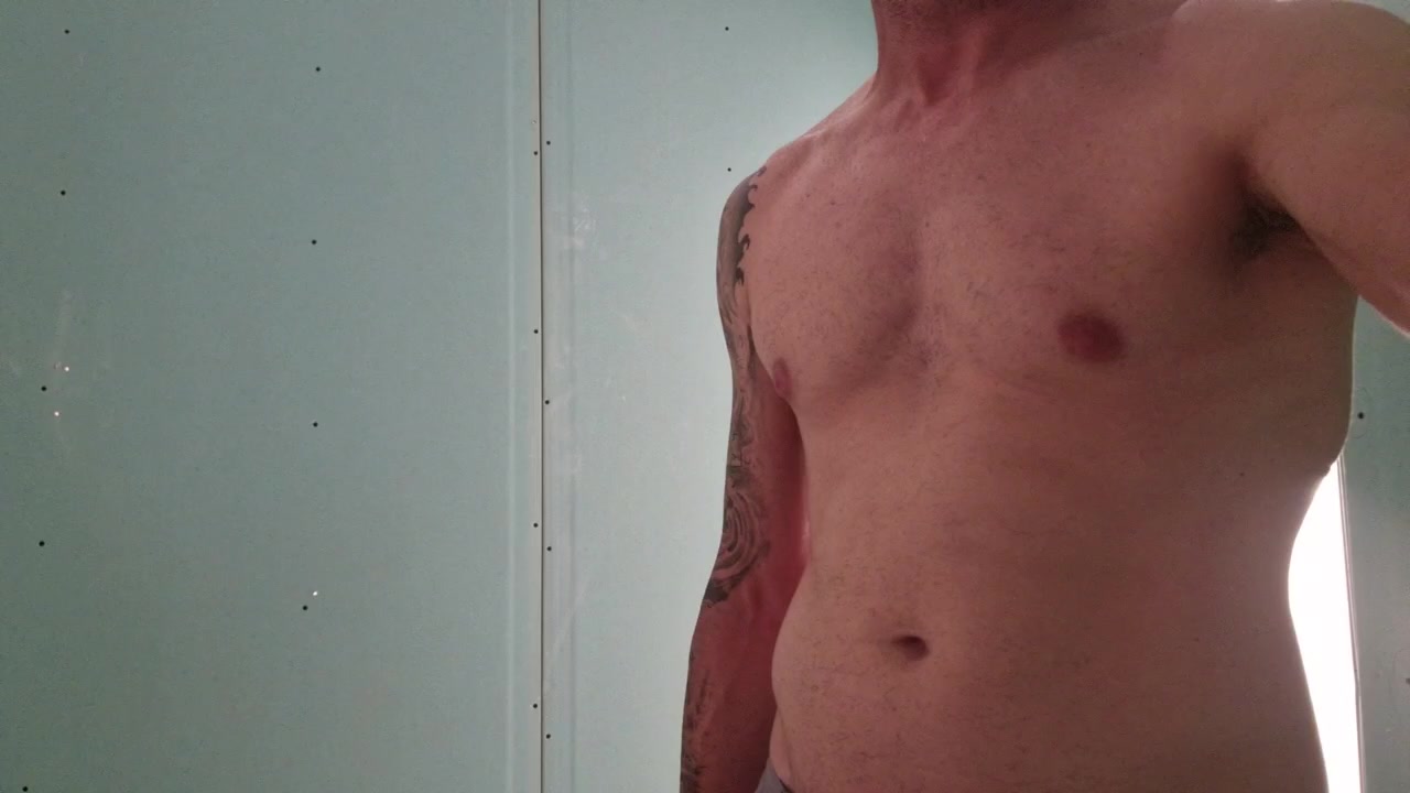 chicogymxx Live Cam Screenshot – 2025-08-07 08:29:24