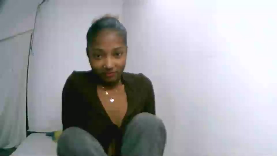 chocolatedoll2 Live Cam Screenshot – 2025-08-07 17:26:28