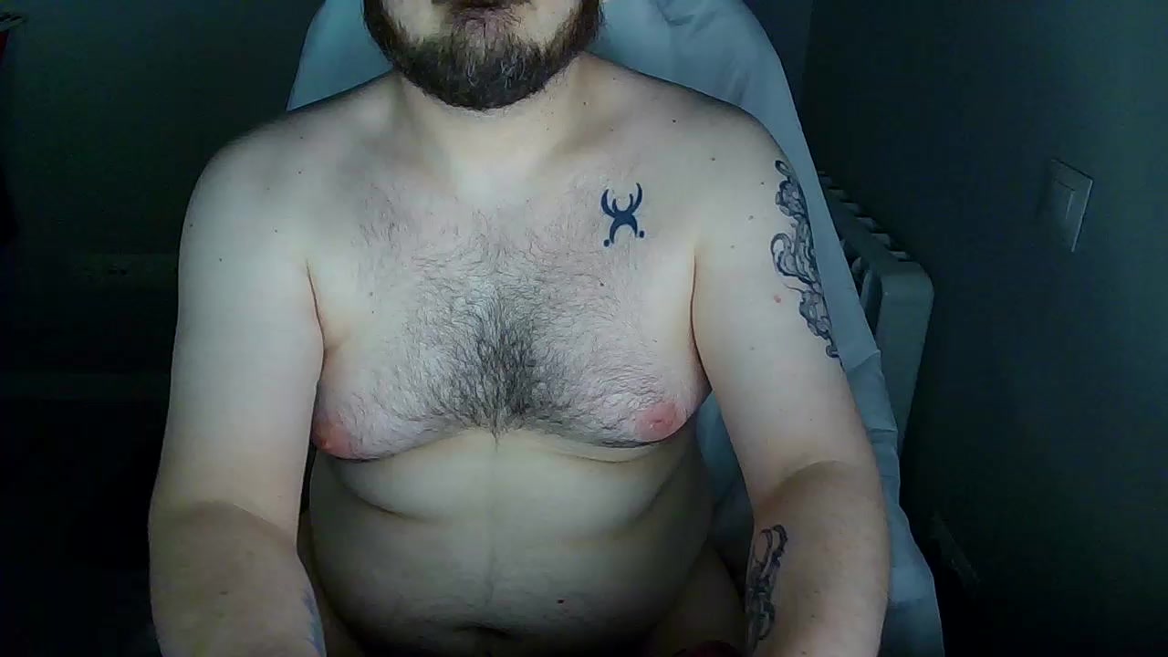 chubbear334 Live Cam Screenshot – 2025-08-08 15:26:29
