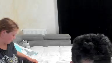 clickerss022 Live Cam Screenshot – 2025-08-20 19:31:48