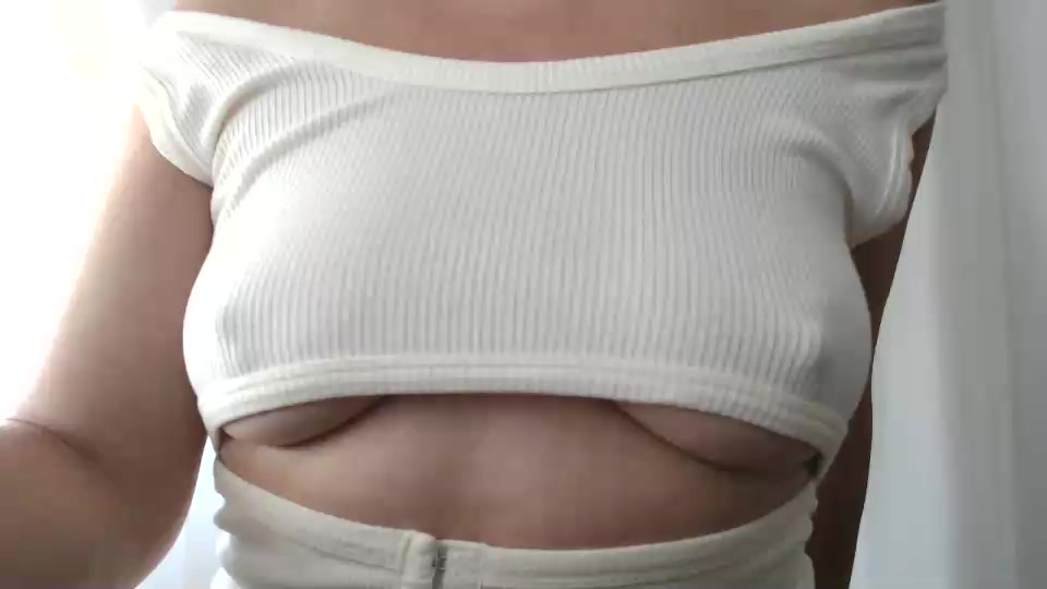 cryspu Live Cam Screenshot – 2025-08-30 14:34:56