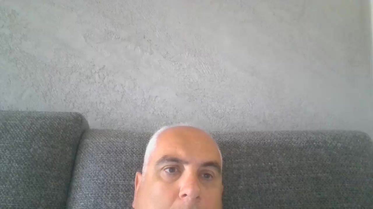 cuccioloneit Live Cam Screenshot – 2025-09-09 08:09:46