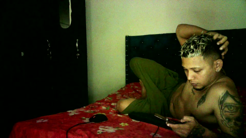cumboydirty7 Live Cam Screenshot – 2025-09-01 05:51:38