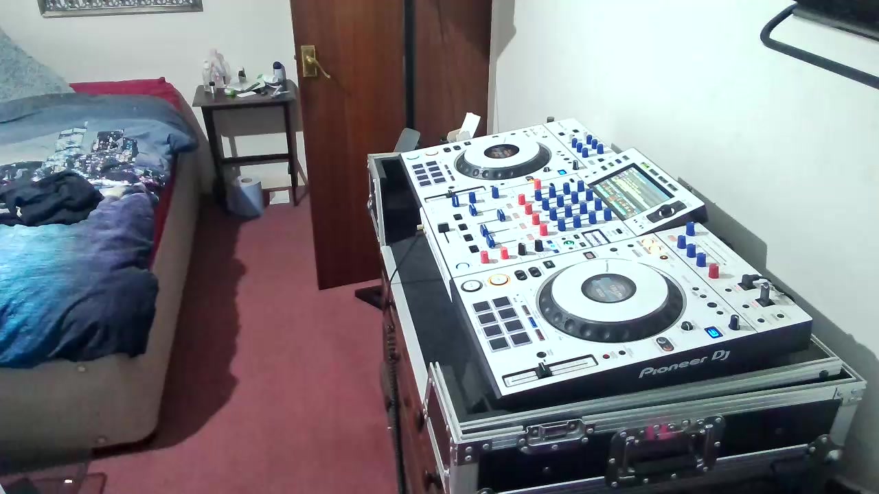 cumtaster1 Live Cam Screenshot – 2025-08-15 21:29:41