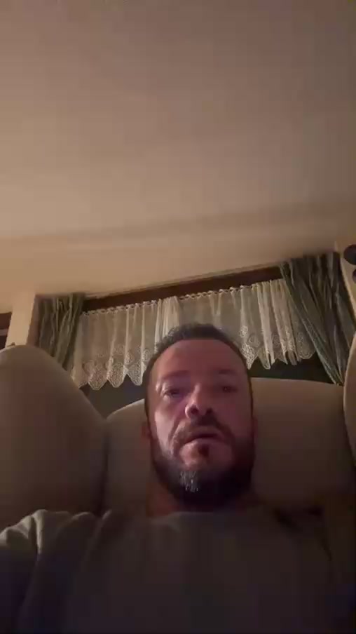 dandy3 Live Cam Screenshot – 2025-08-18 02:12:15