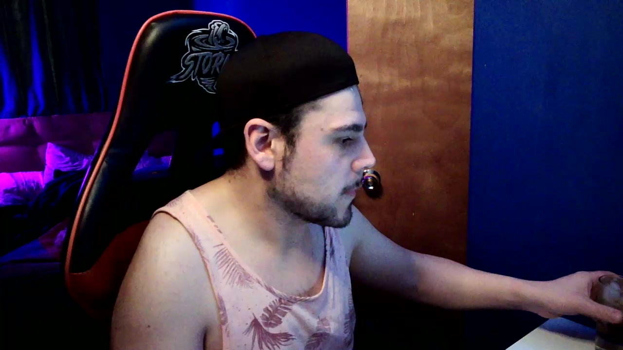 dannyalexandre2 Live Cam Screenshot – 2025-08-15 20:50:24
