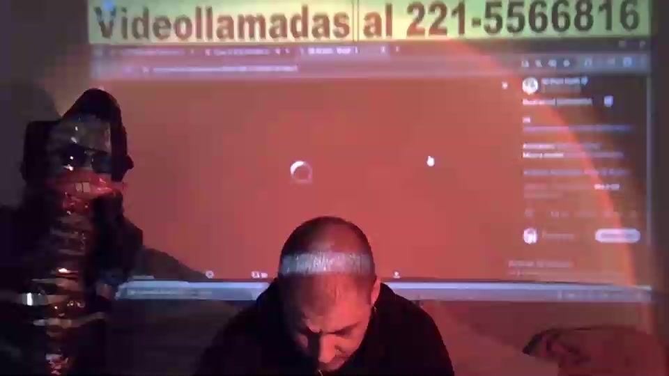 dario__travo Live Cam Screenshot – 2025-08-08 00:01:18