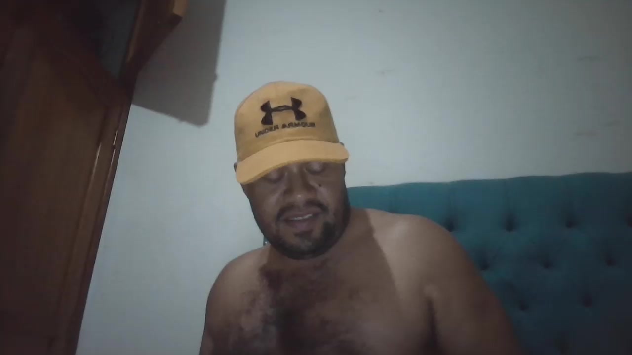 davinson28 Live Cam Screenshot – 2025-08-07 02:24:43