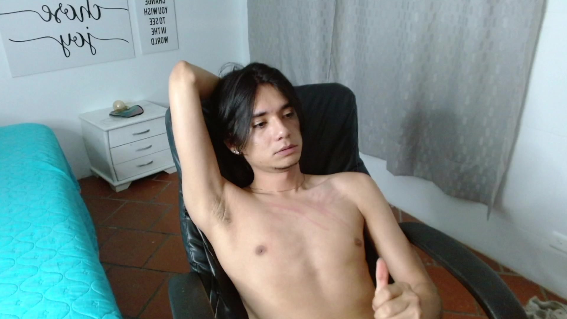 davoxer Live Cam Screenshot – 2025-08-21 05:50:57