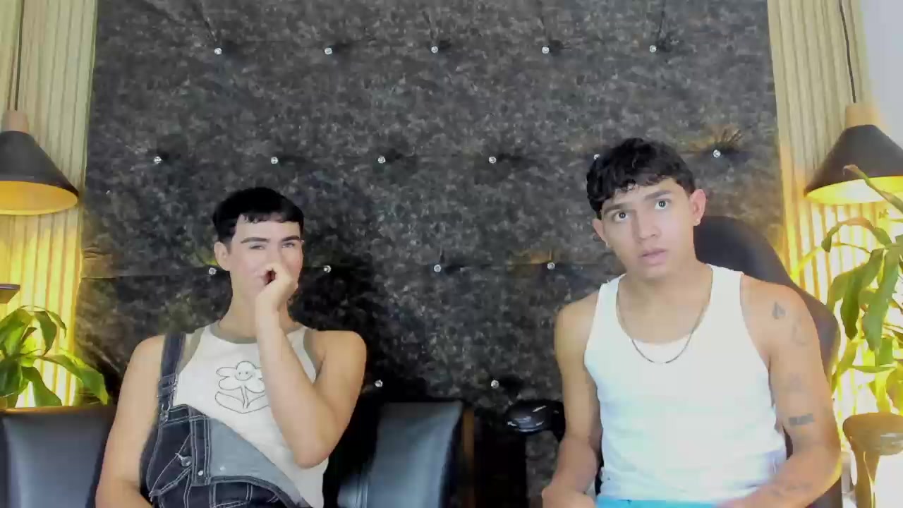 deivid_hot22 Live Cam Screenshot – 2025-08-03 23:02:01