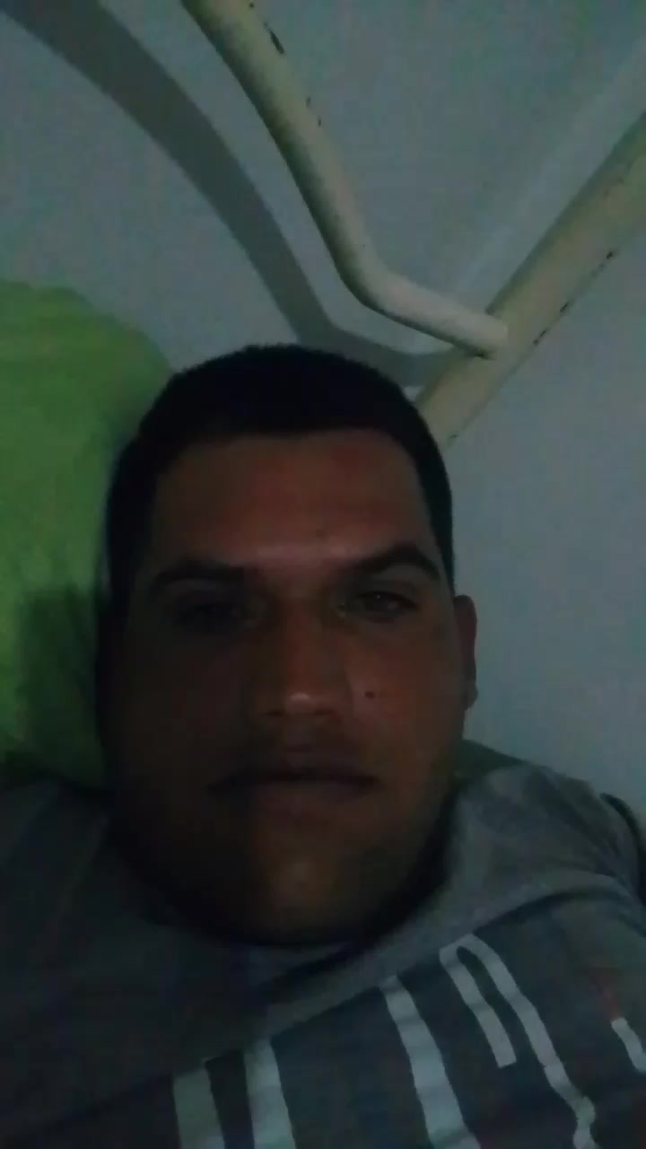 denis948 Live Cam Screenshot – 2025-08-27 02:32:29