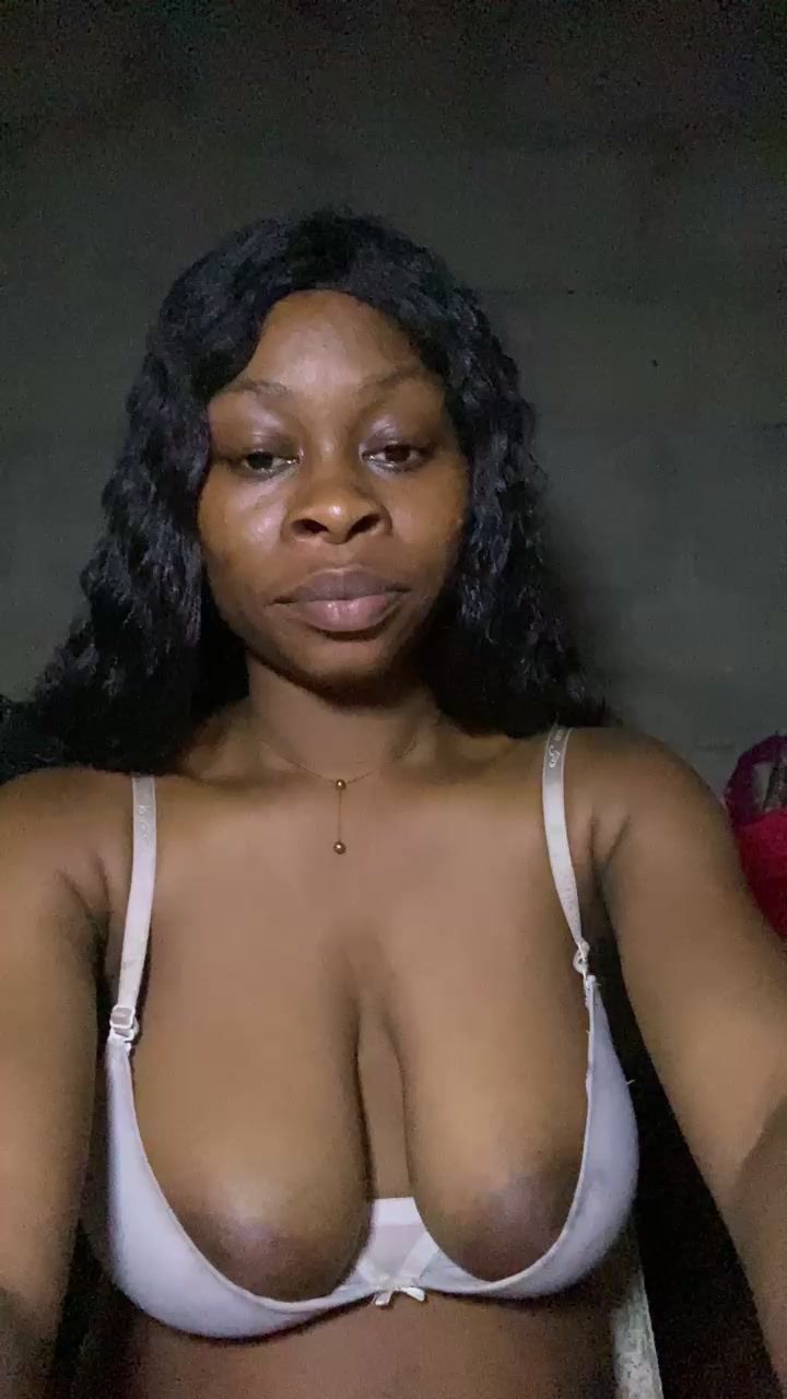 dickxfan Live Cam Screenshot – 2025-08-18 21:56:01