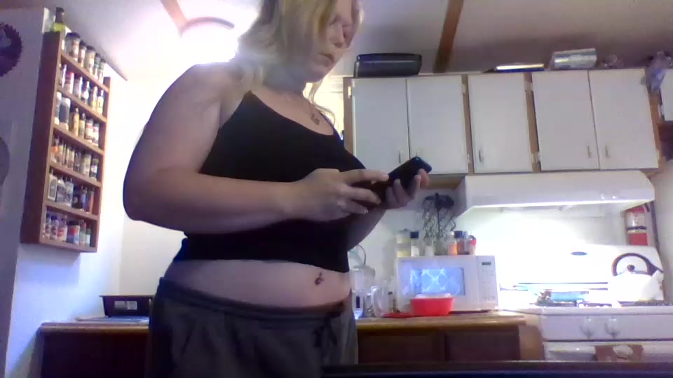 dirtylittleslu6 Live Cam Screenshot – 2025-08-06 21:47:09