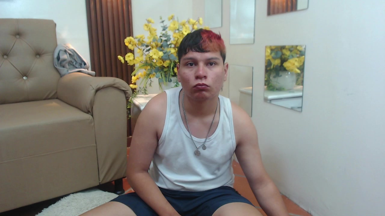 dondanys Live Cam Screenshot – 2025-08-07 13:01:46