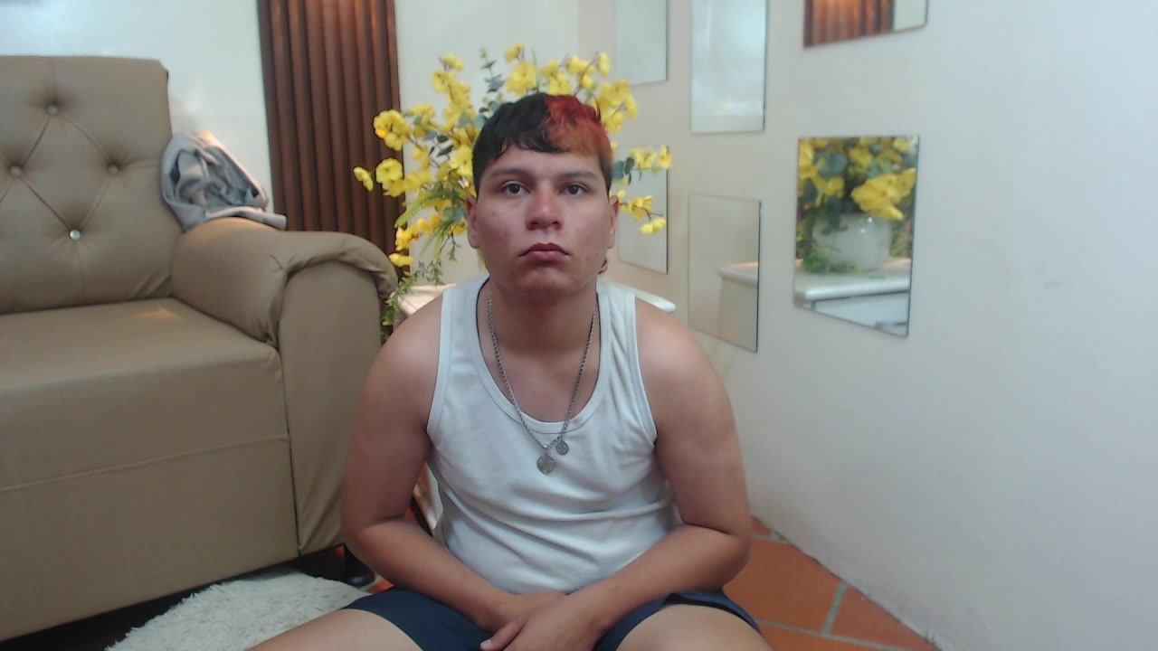 dondanys Live Cam Screenshot – 2025-08-07 13:18:46