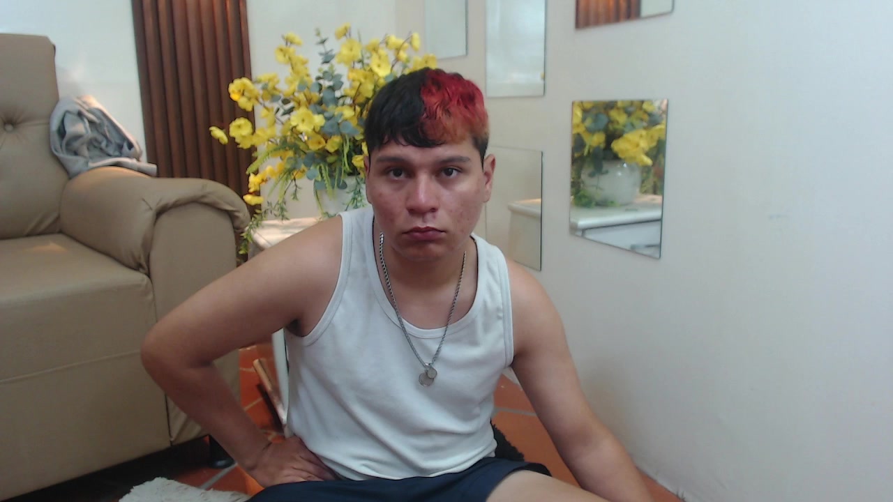 dondanys Live Cam Screenshot – 2025-08-07 13:54:37