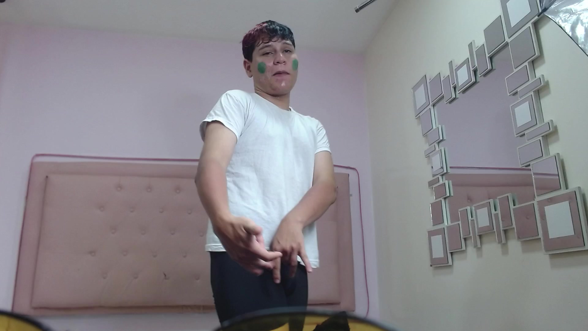 dondanys Live Cam Screenshot – 2025-09-11 20:36:28