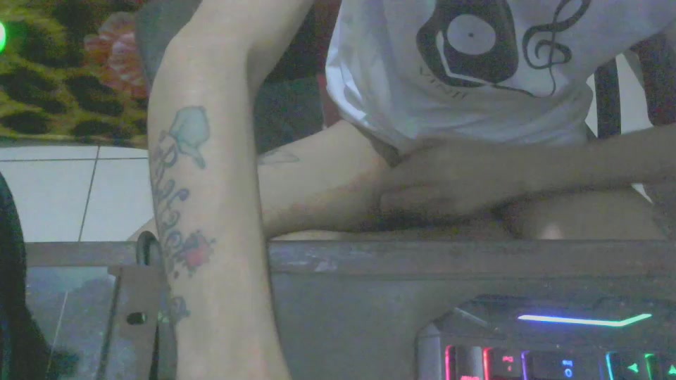 dotadopara Live Cam Screenshot – 2025-08-06 04:18:51