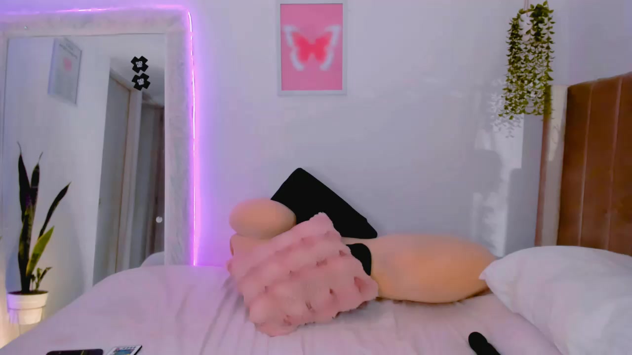 dulce_doll Live Cam Screenshot – 2025-09-25 05:35:23