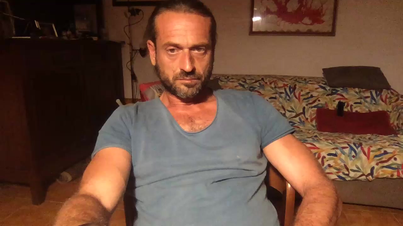 durillo80 Live Cam Screenshot – 2025-08-12 23:12:43