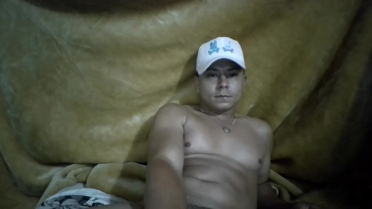 duro258 Live Cam Screenshot – 2025-08-25 07:28:12