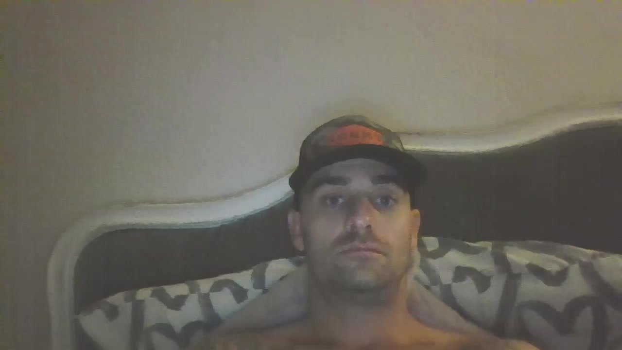 dylannielsen32 Live Cam Screenshot – 2025-09-09 12:43:49