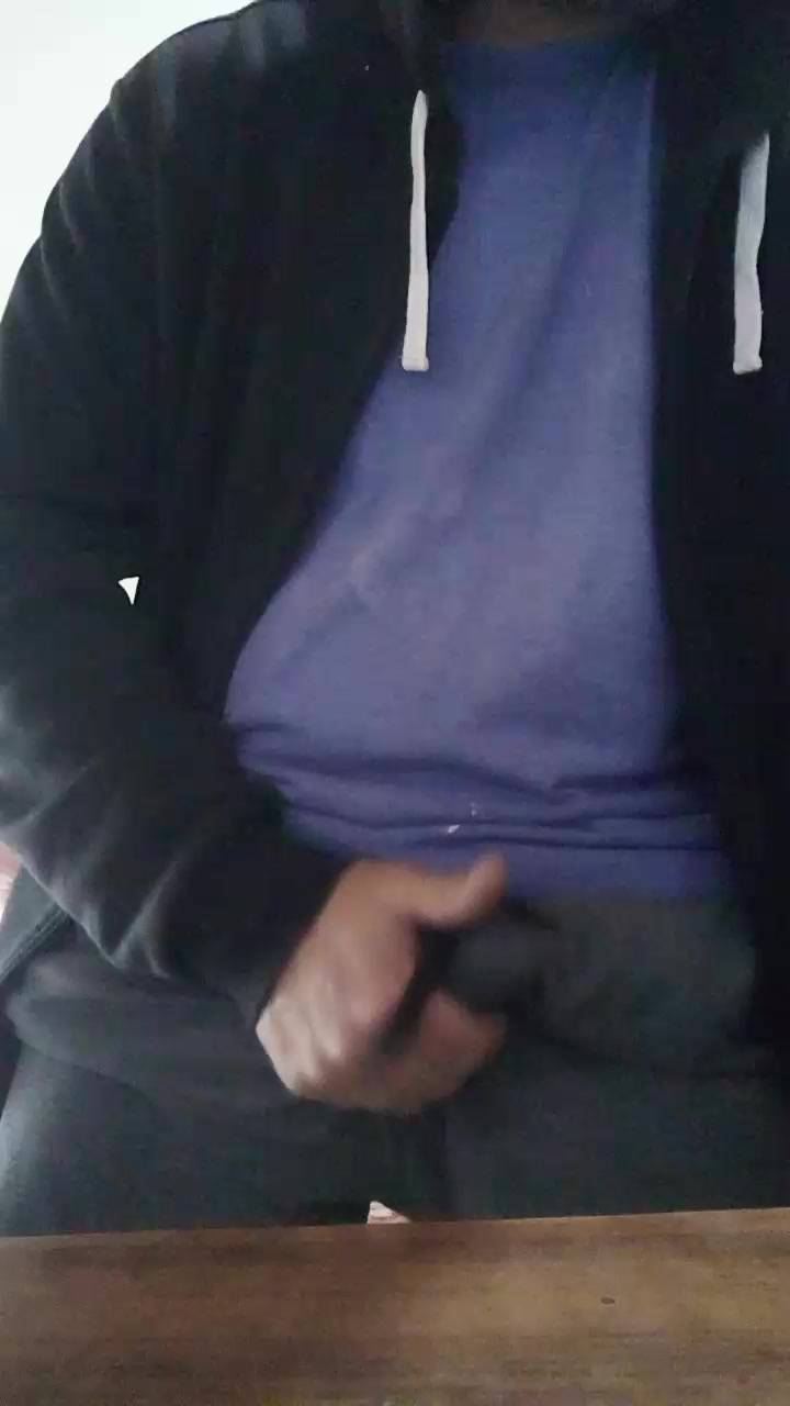eljavi2 Live Cam Screenshot – 2025-09-02 19:23:52