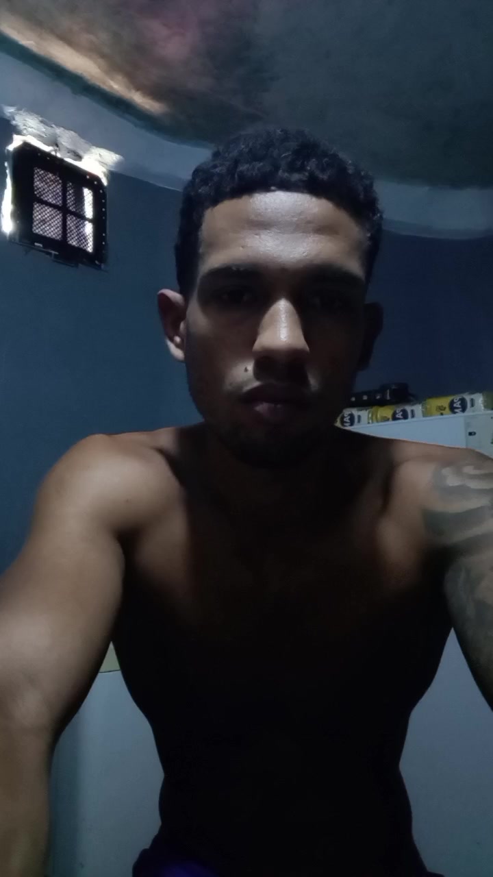 elnegrito44 Live Cam Screenshot – 2025-08-04 18:06:15