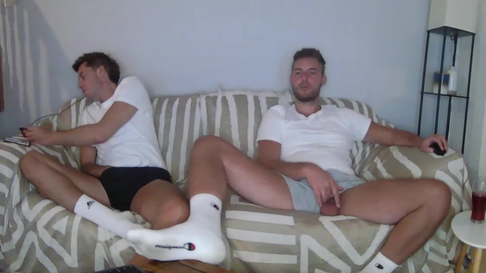 englishladxxx Live Cam Screenshot – 2025-08-04 01:50:11
