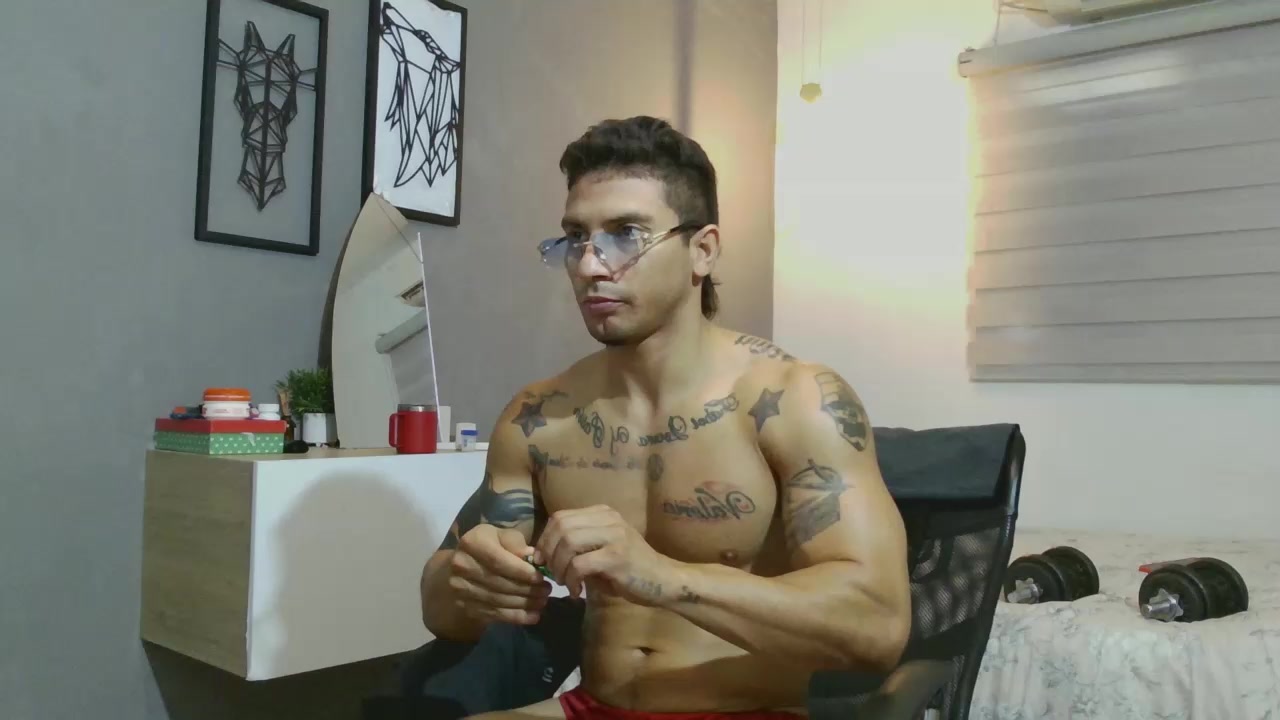 fagu_lion1 Live Cam Screenshot – 2025-08-15 16:59:11