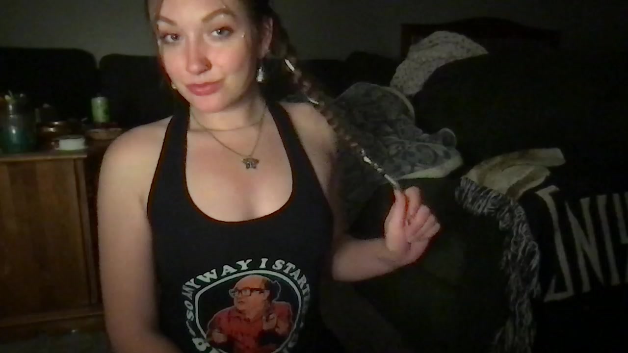 fairydoll19 Live Cam Screenshot – 2025-08-22 06:02:21