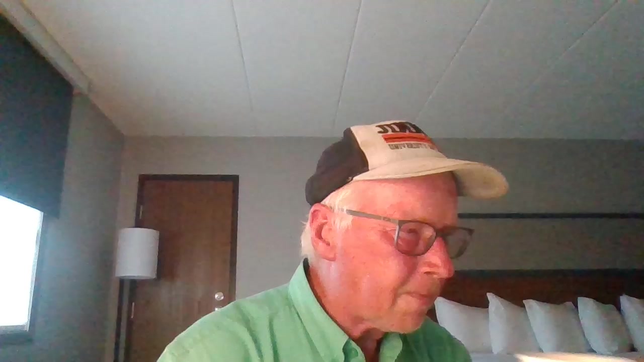 farmall1 Live Cam Screenshot – 2025-08-15 00:35:46