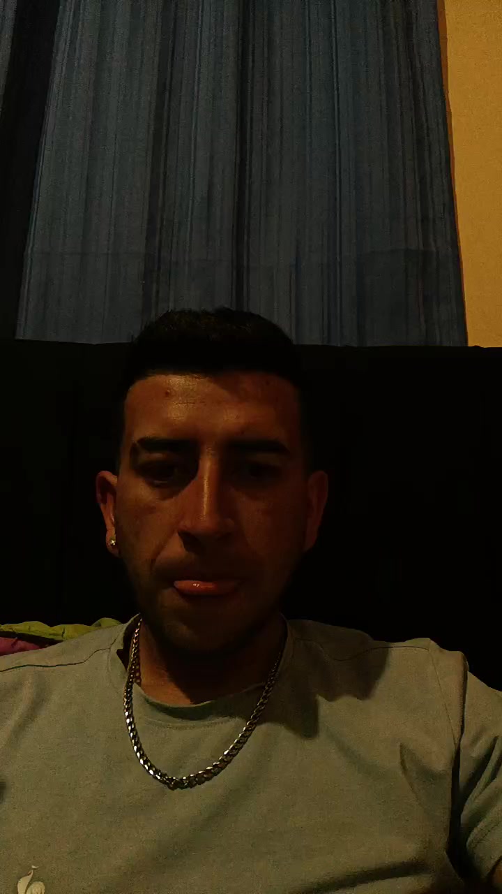 felz13 Live Cam Screenshot – 2025-08-04 00:54:32