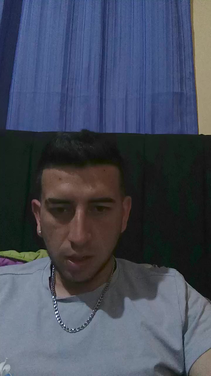 felz13 Live Cam Screenshot – 2025-08-04 01:15:32