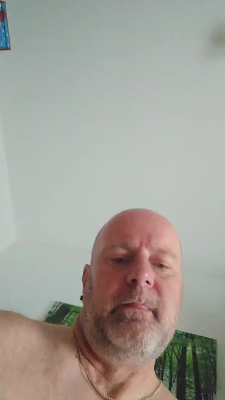 finn1972 Live Cam Screenshot – 2025-08-22 17:44:21