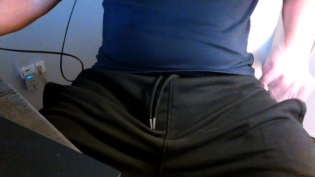franckdusud Live Cam Screenshot – 2025-08-21 20:16:16