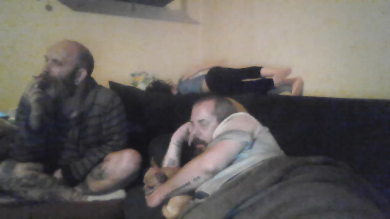 fredact25 Live Cam Screenshot – 2025-08-22 22:59:36
