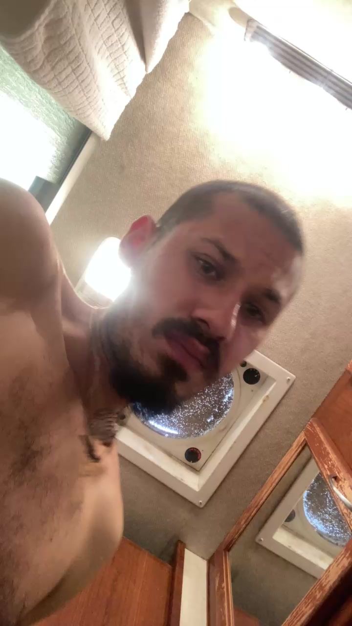 freddy492 Live Cam Screenshot – 2025-08-05 01:33:25