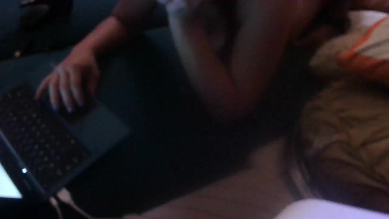 funnynotfunny1 Live Cam Screenshot – 2025-09-04 09:33:34