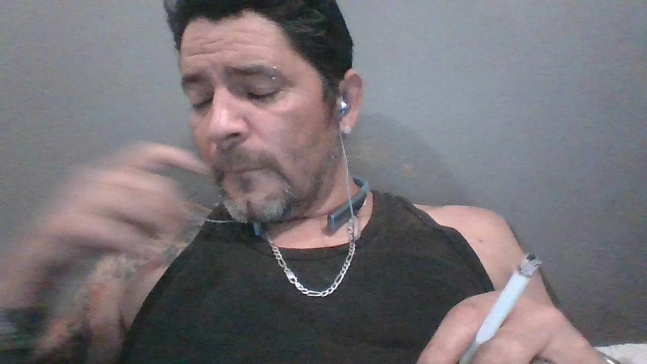 gaelsalvador Live Cam Screenshot – 2025-11-09 06:13:09