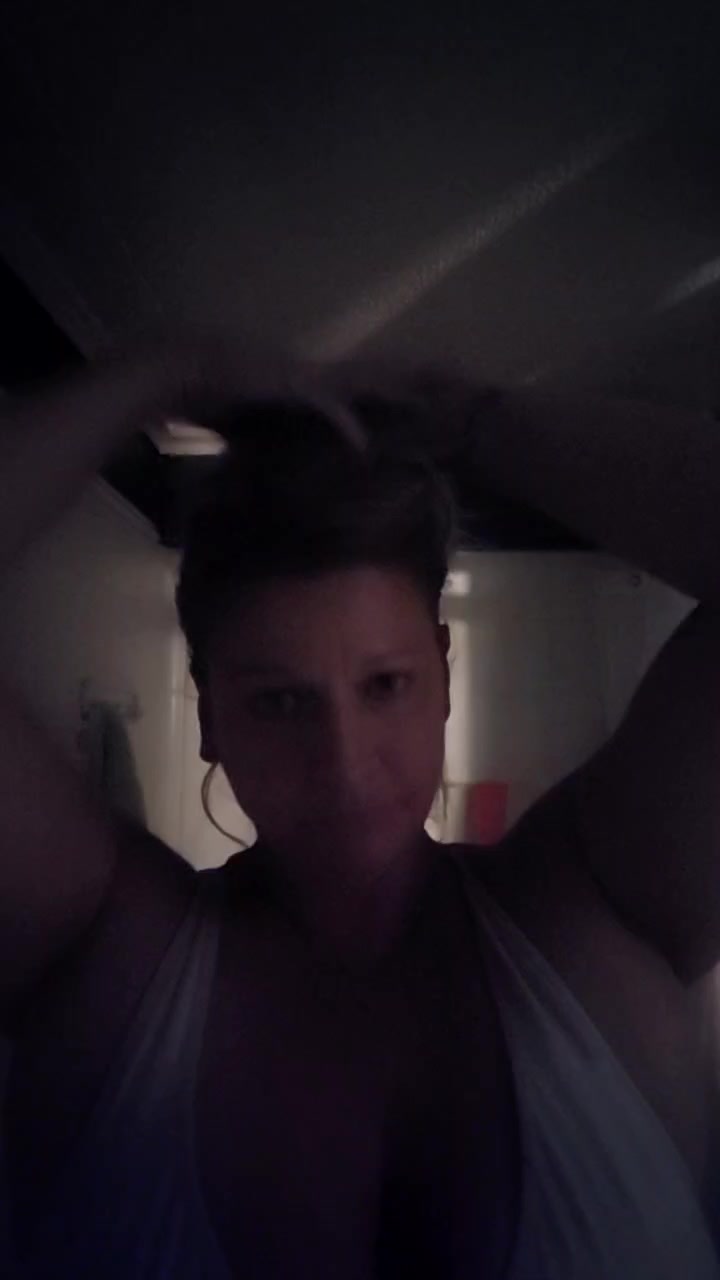 genXXXplay4u Live Cam Screenshot – 2025-08-14 05:12:21