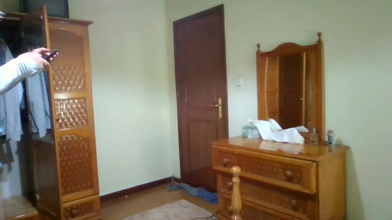 gibrandaocd Live Cam Screenshot – 2025-08-30 00:38:06